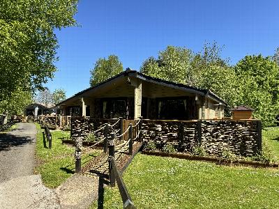 Sherwood Castle Retreat thumbnail 5