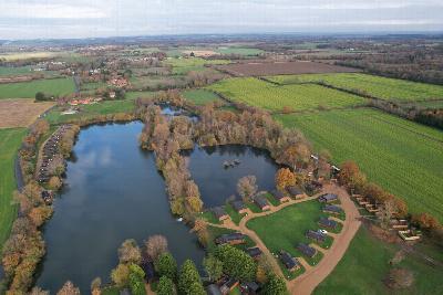 Woodlakes Retreat thumbnail 1